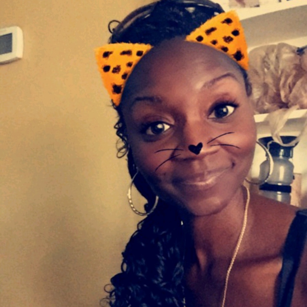 Meet your Posher, Leti